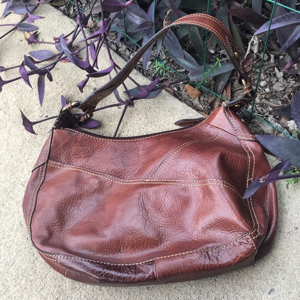 Wilson’s leather hobo 😀